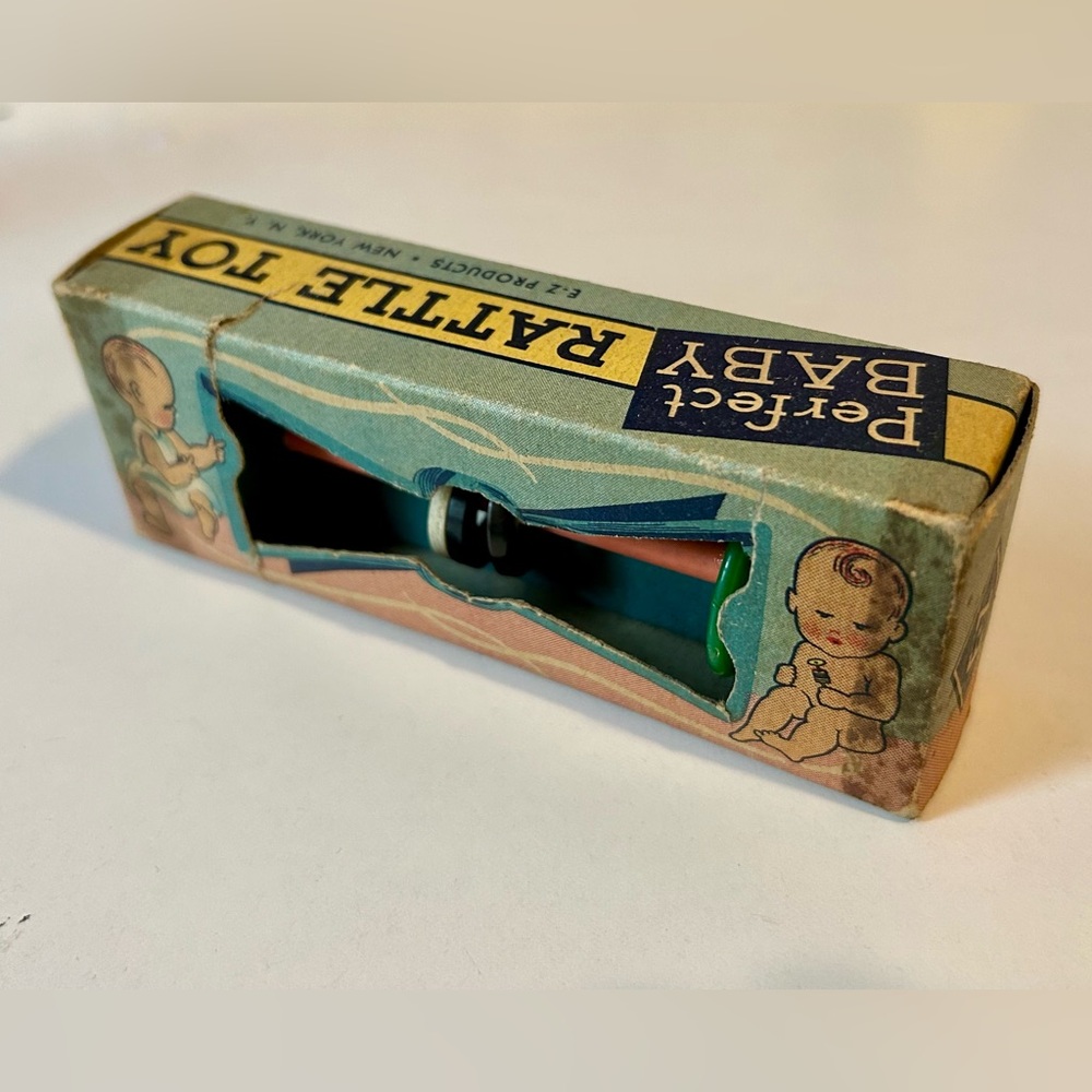 Antique Vintage E-Z Perfect Baby Rattle Toy New York #630 In Original Box NOS